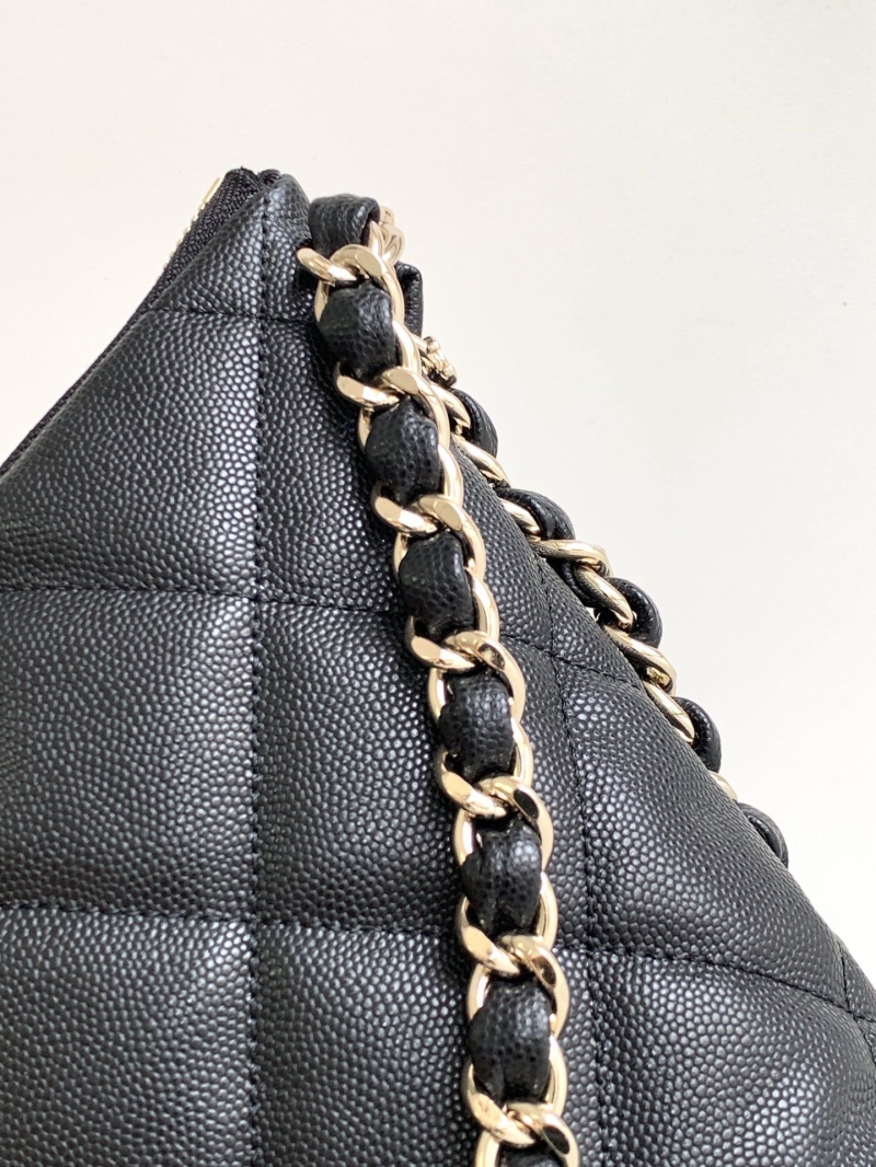 Ch**el hobo bags